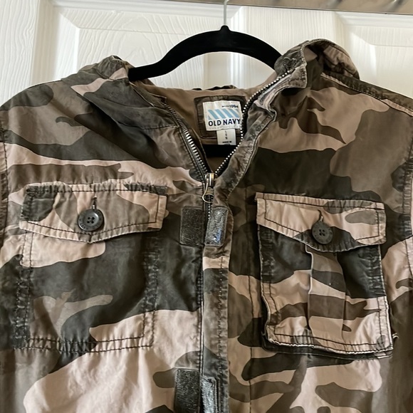 Old Navy Kids camouflage spring autumn light jacket cargo pockets army - Picture 3 of 8